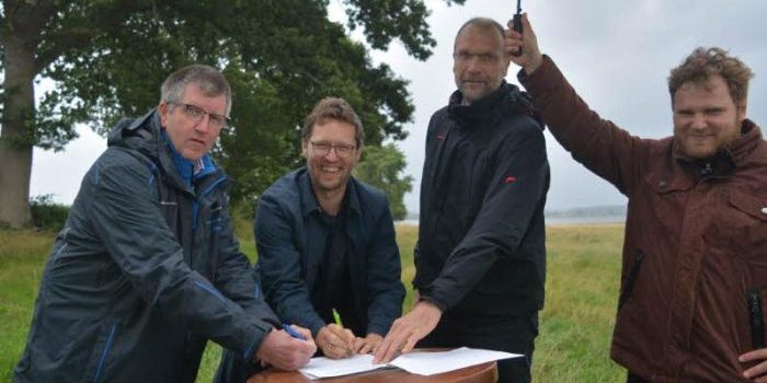 23-123881880-23-123881883-1596029274